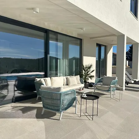 New Luxury Brdine * Banjevci