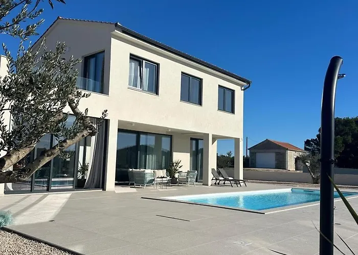 New Luxury Brdine * Banjevci