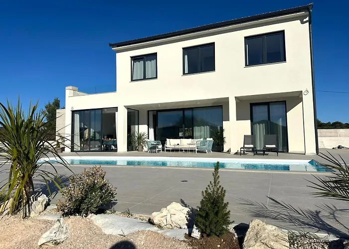 New Luxury Brdine Villa *